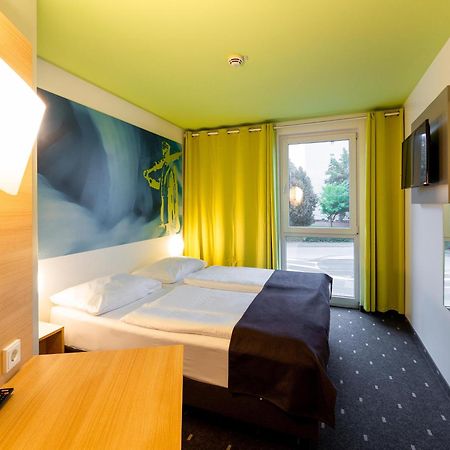 B&B Hotel קרפלד מראה חיצוני תמונה